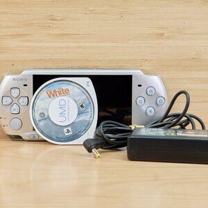 Sony PSP 3001 Mystic Silver Video Game Console Shaun White Snowboarding Tested